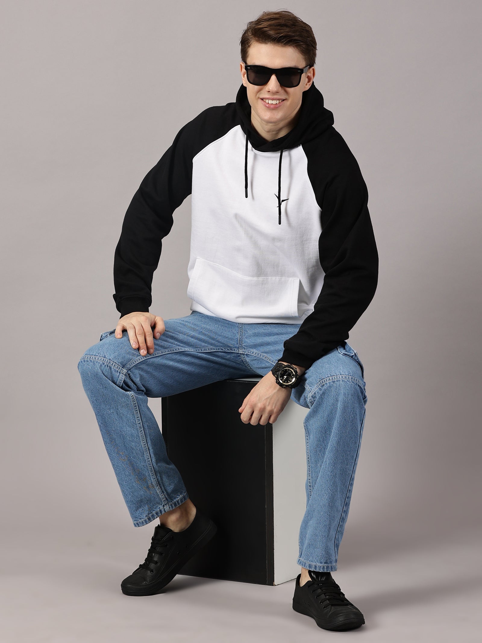 Raglan Sleeve Pullover Hoodie