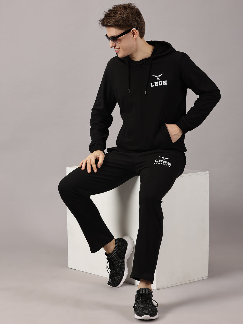 Full Sleeve Pullover Sports Hoodie