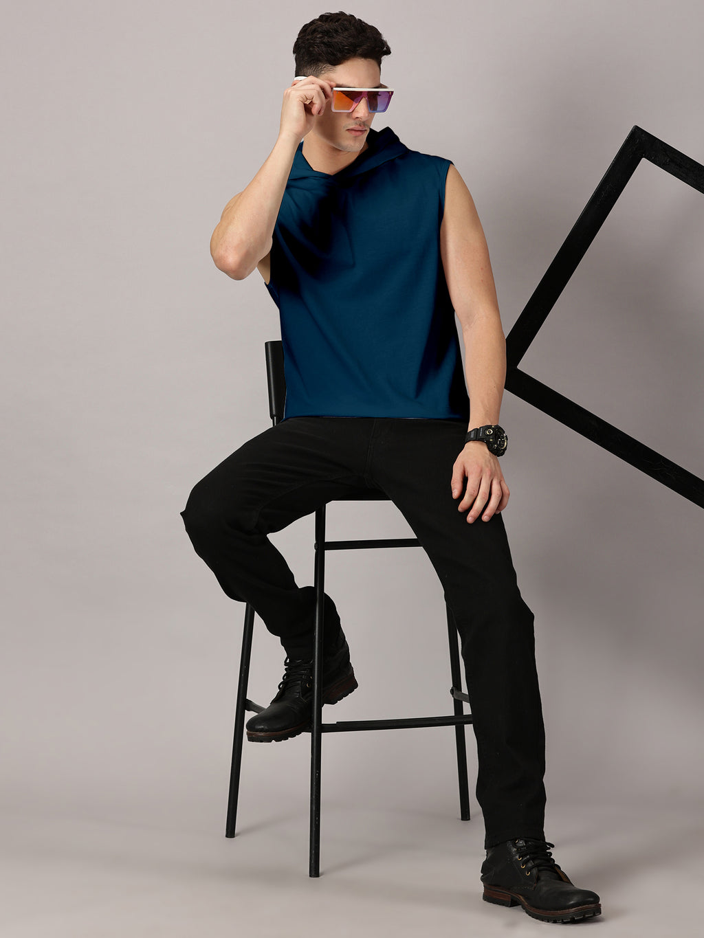 Strive Hooded Sleeveless Tshirt Vest