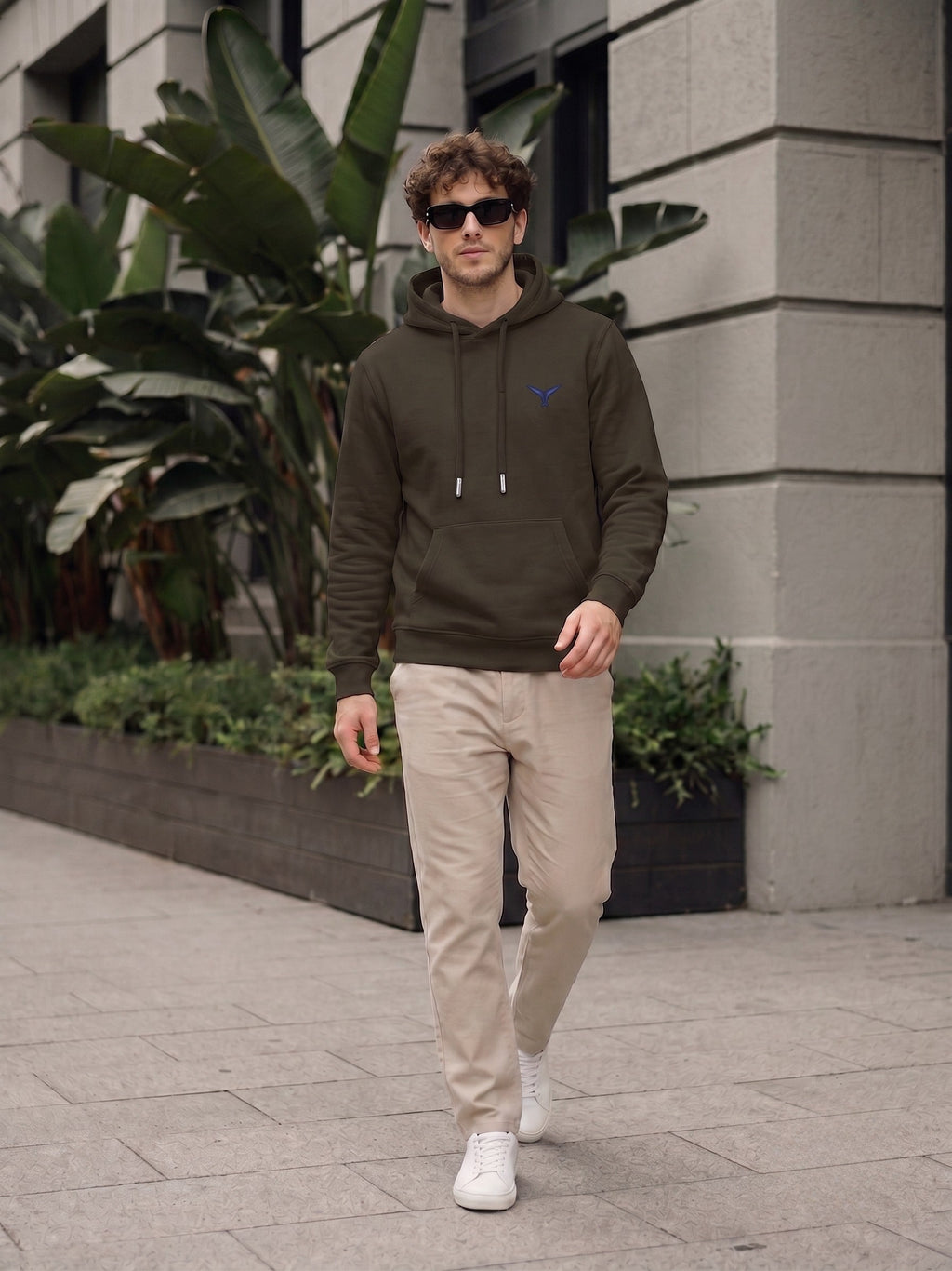 Solid Kangaroo Pocket Pullover Fullsleeve Hoodie Leon Clothing