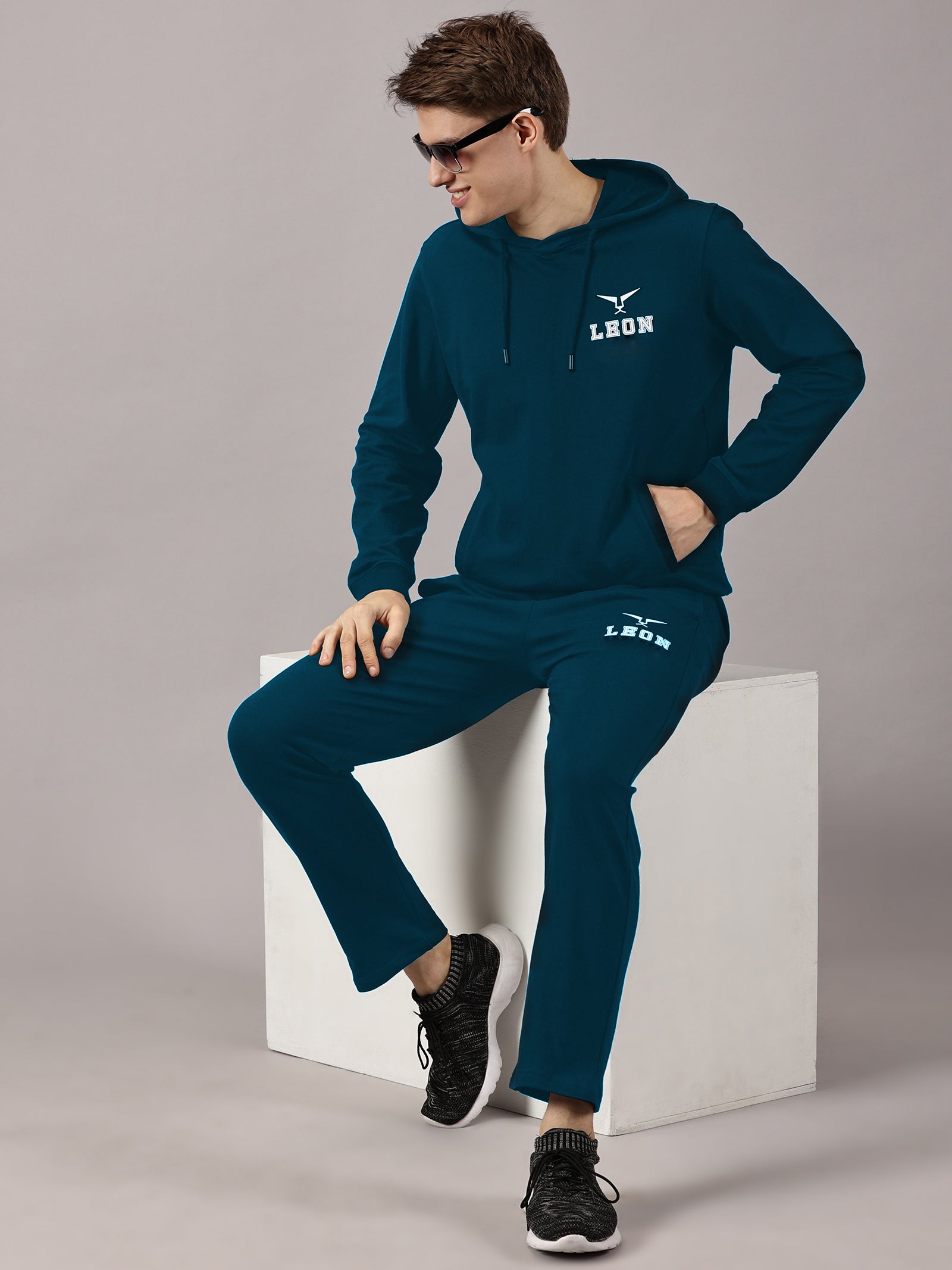 Full Sleeve Pullover Sports Hoodie