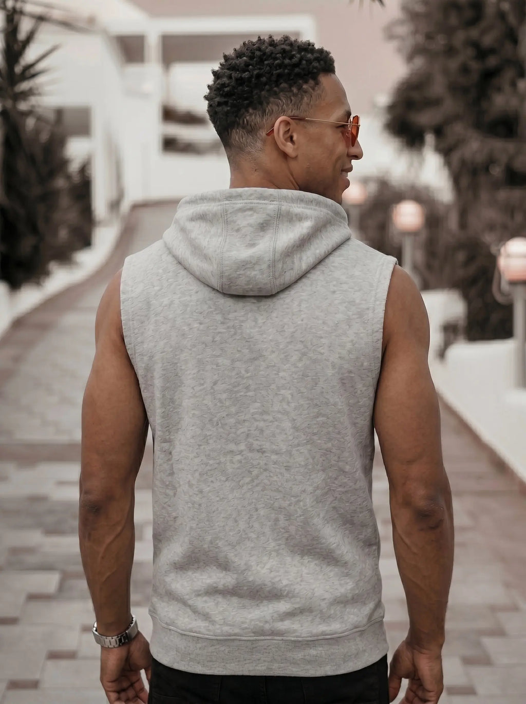 Havana Cuba Printed Sleeveless Pullover Hoodie LEON