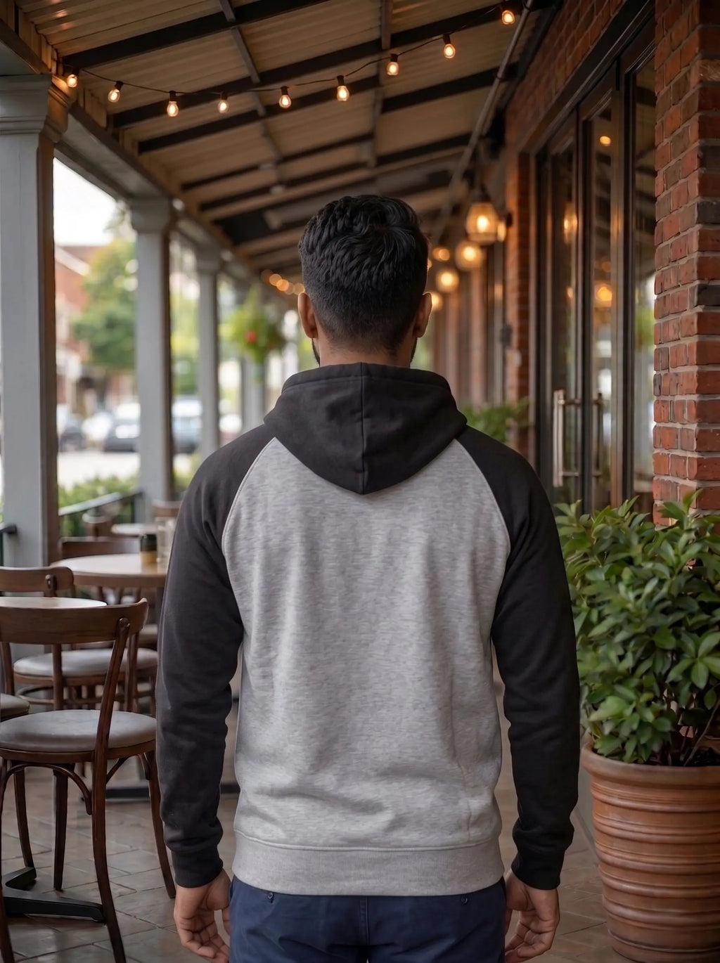 Raglan Sleeve Pullover Hoodie LEON