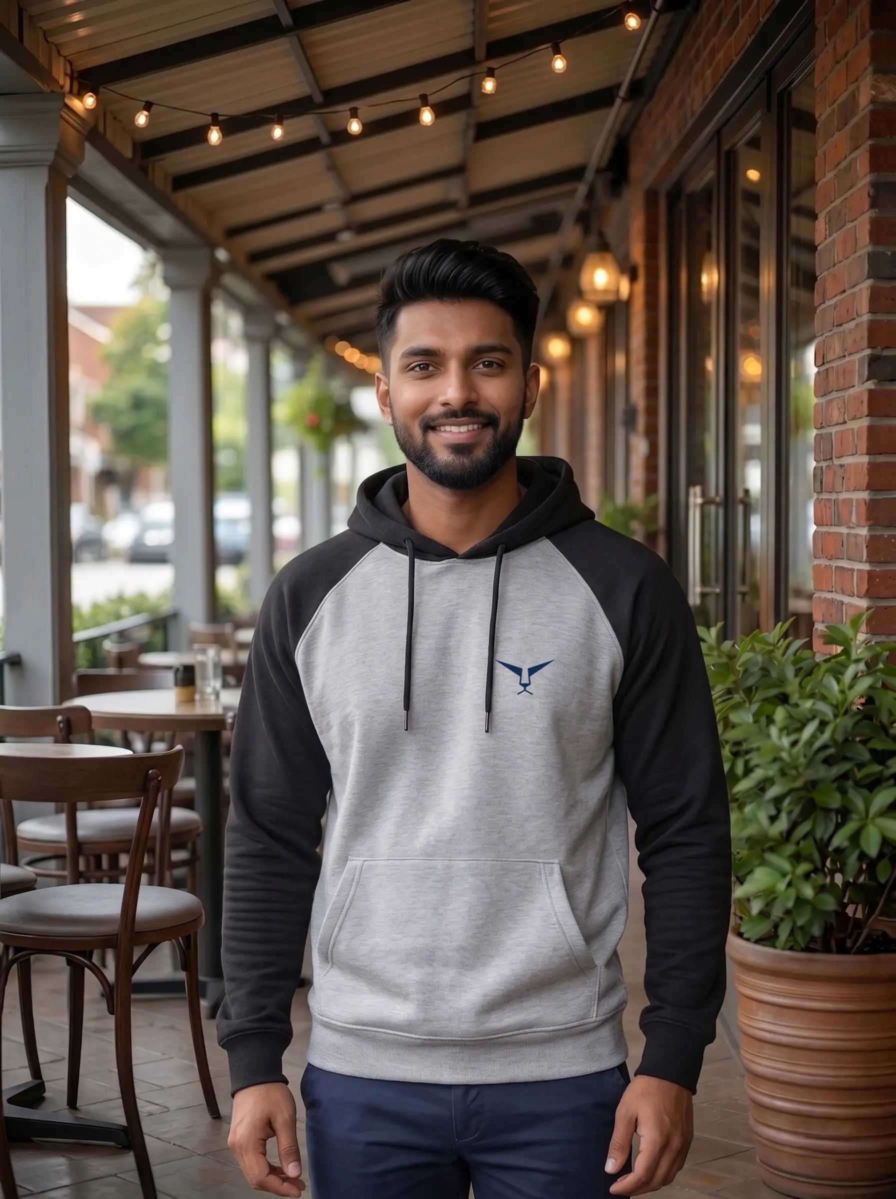Raglan Sleeve Pullover Hoodie LEON