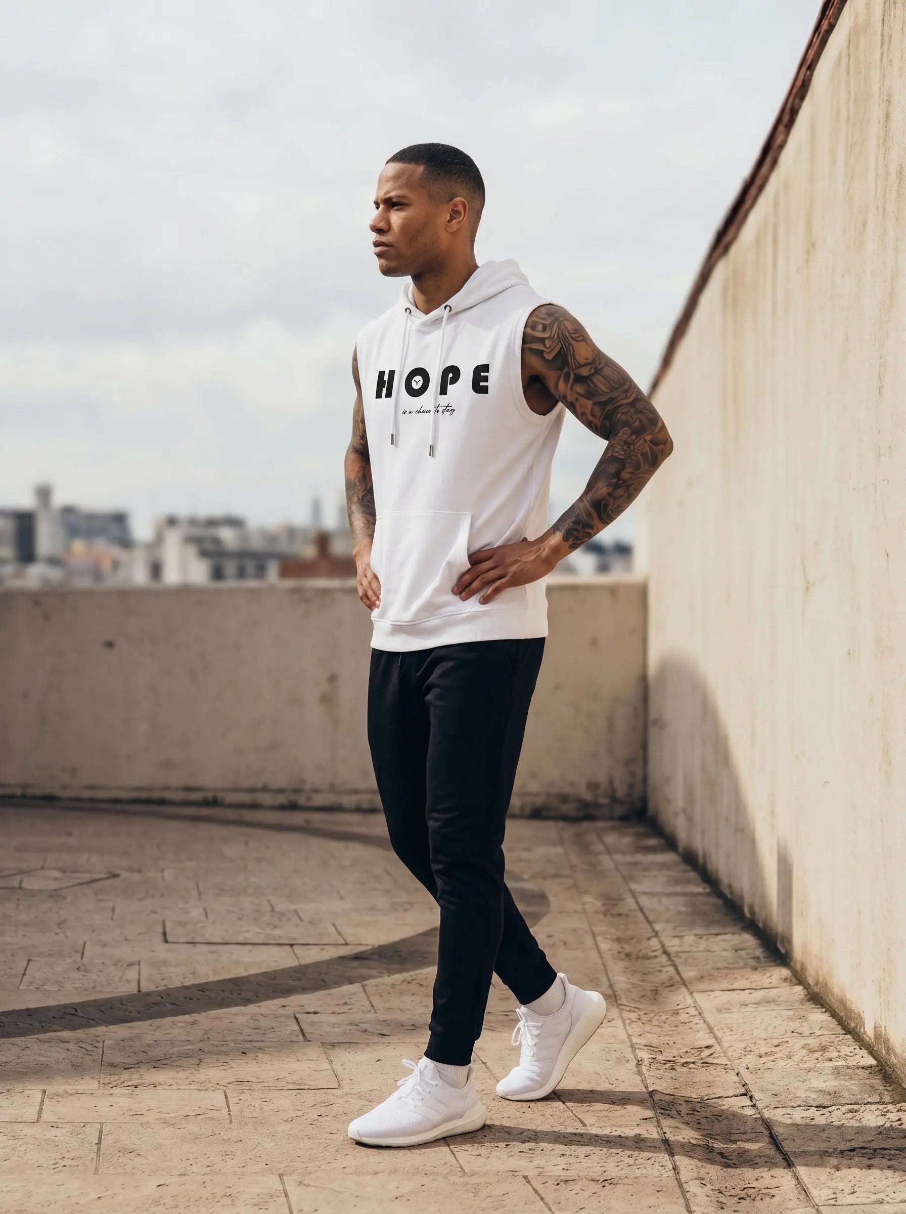 Hope Printed Sleeveless Pullover Hoodie LEON